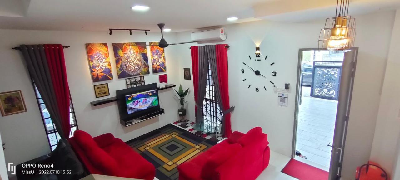 Rania Homestay With Private Pool Seri Iskandar Perak Near Utp Uitm Kampong Bota Road ภายนอก รูปภาพ