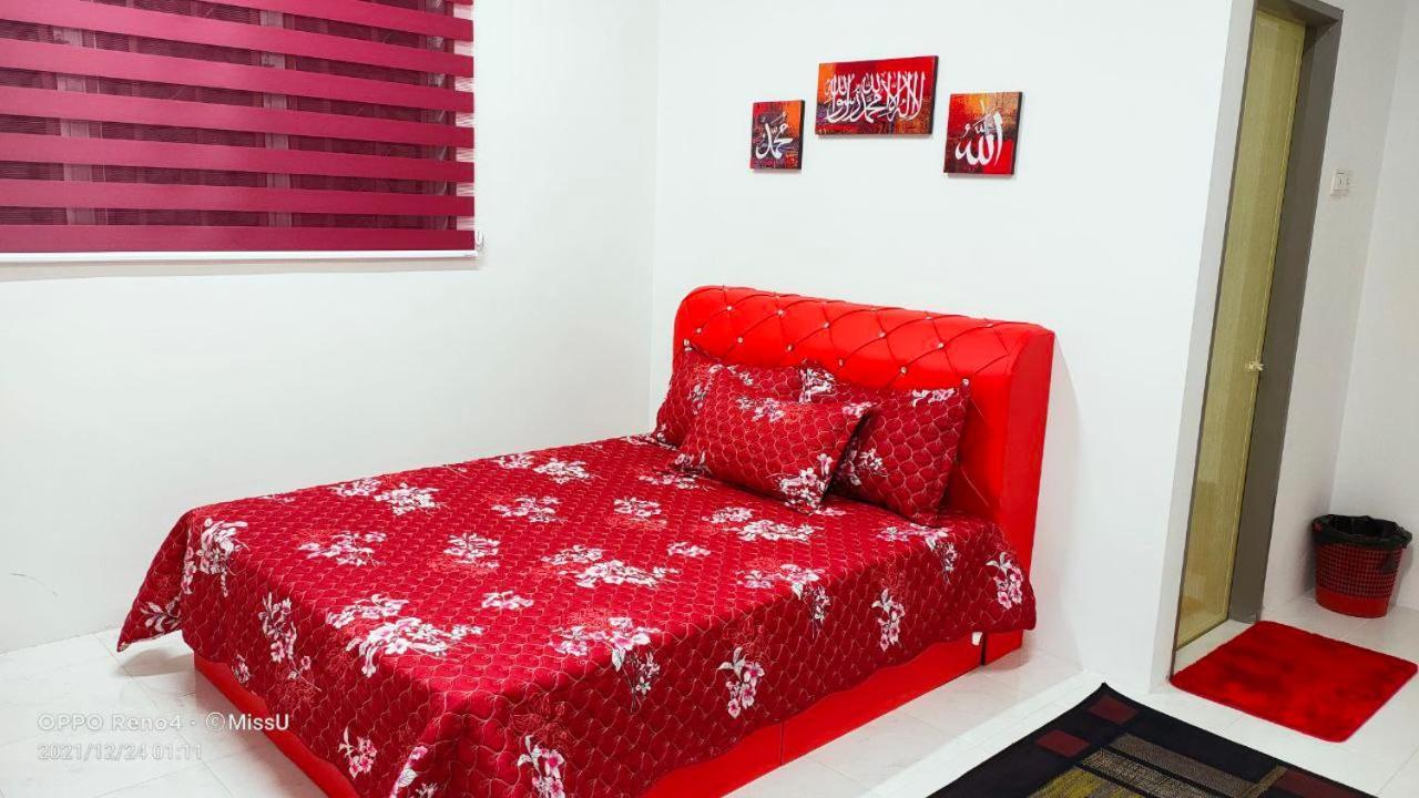 Rania Homestay With Private Pool Seri Iskandar Perak Near Utp Uitm Kampong Bota Road ภายนอก รูปภาพ